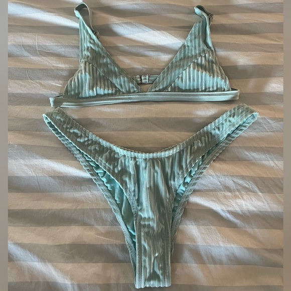 Dippin' Daisy's | Swim | Dippin Daisys Bikini Swim Set In Light Blue ...